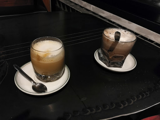 Bar Equus