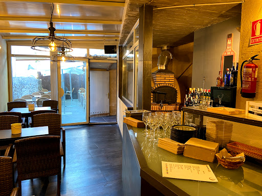 Restaurante - Bar Misi // La Biblioteca