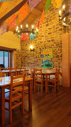 Un Mundo Raro | Restaurante Mexicano